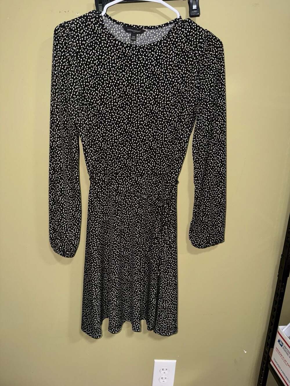 Banana Republic Fit & Flare Dress All Seasons Long Sleeve